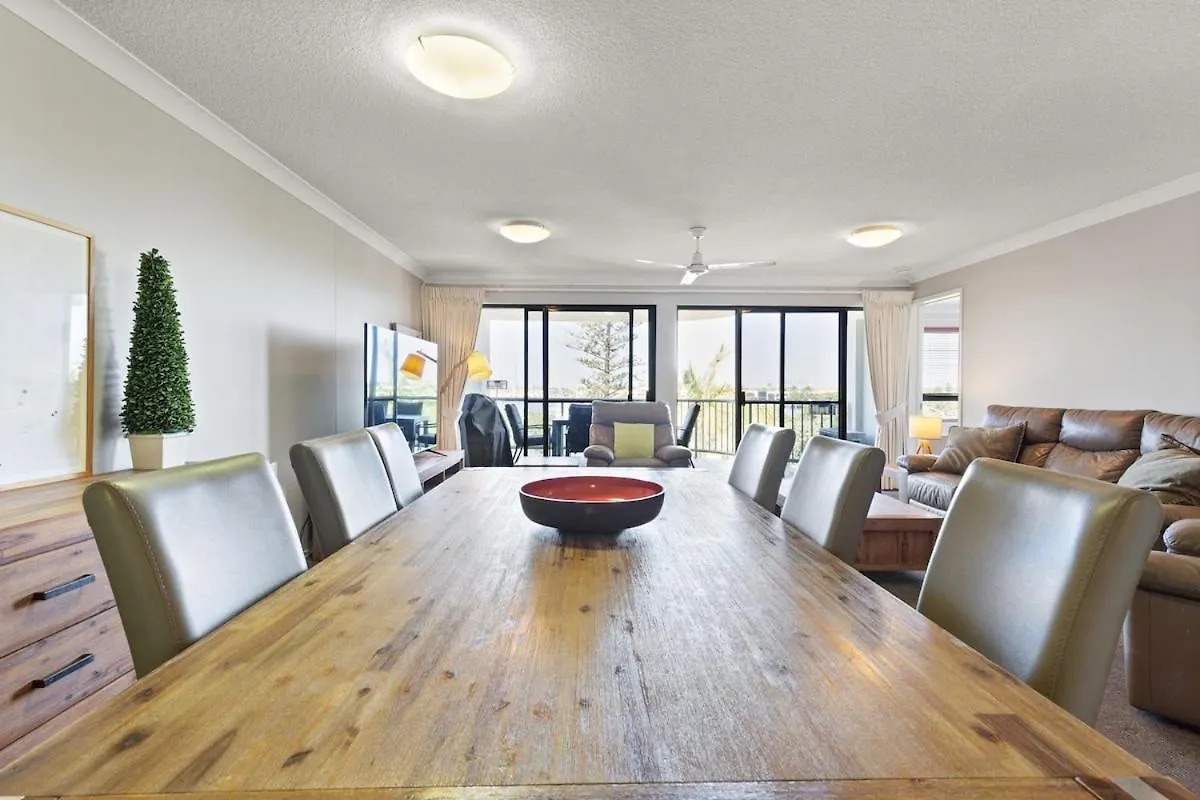 Riverdance Apt. 14 Mooloolaba Apartment